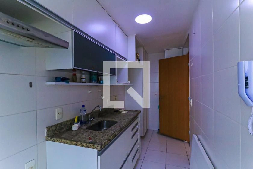 Rental apartment with 2 bedrooms and a balcony — photo 11