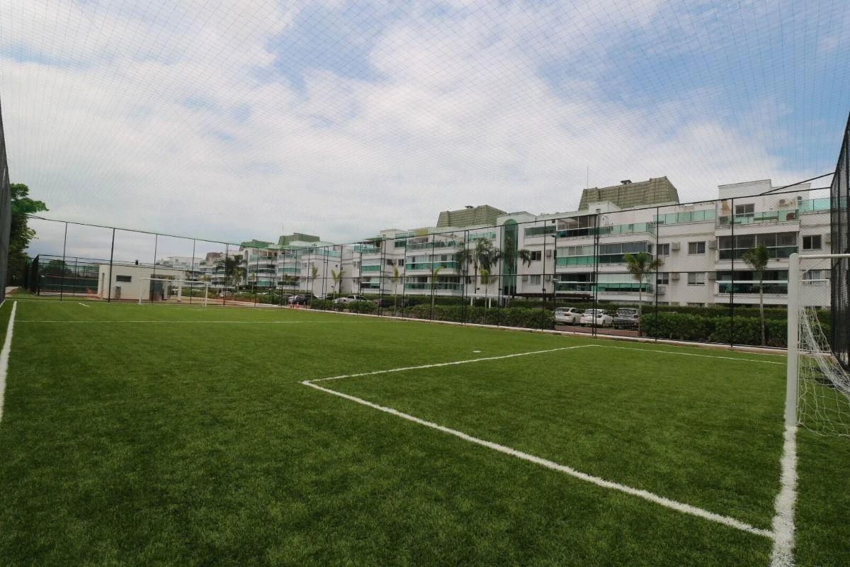 Duplex apartment with 4 bedrooms, 2 en-suites and 160 m² — photo 17