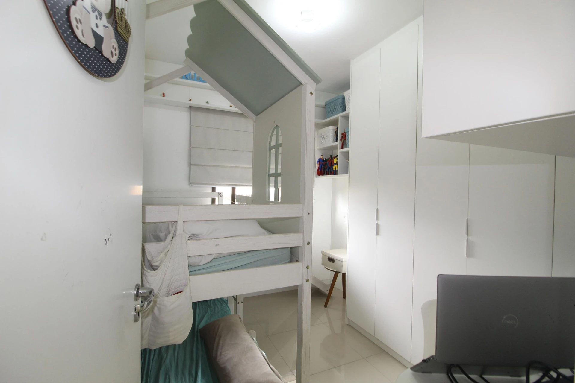 2-bedroom apartment with a glass-enclosed balcony — photo 13