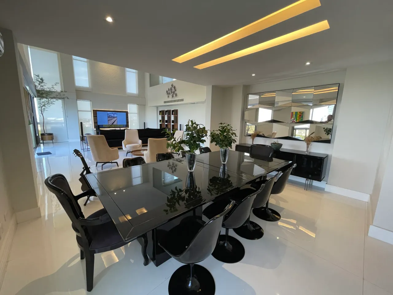 Apartamento de 4 dormitorios con balcón acristalado y 267 m² — photo 15