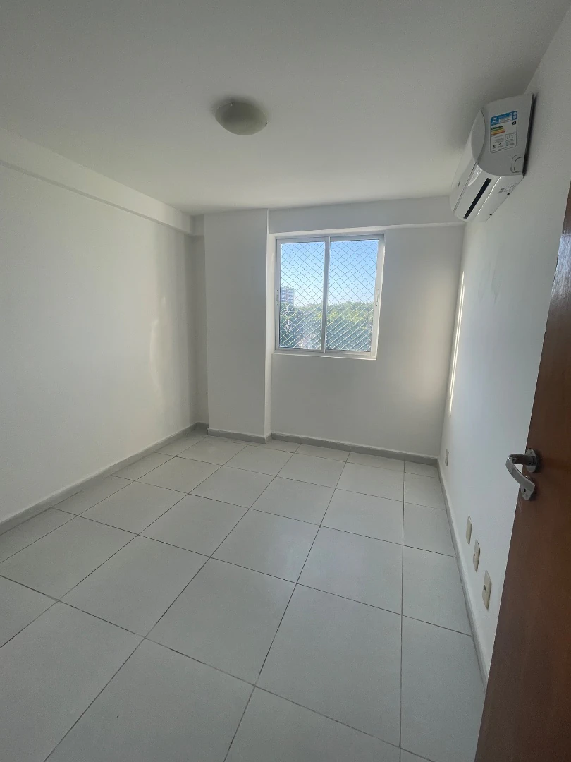 One-bedroom apartment with a water view in João Pessoa — photo 11