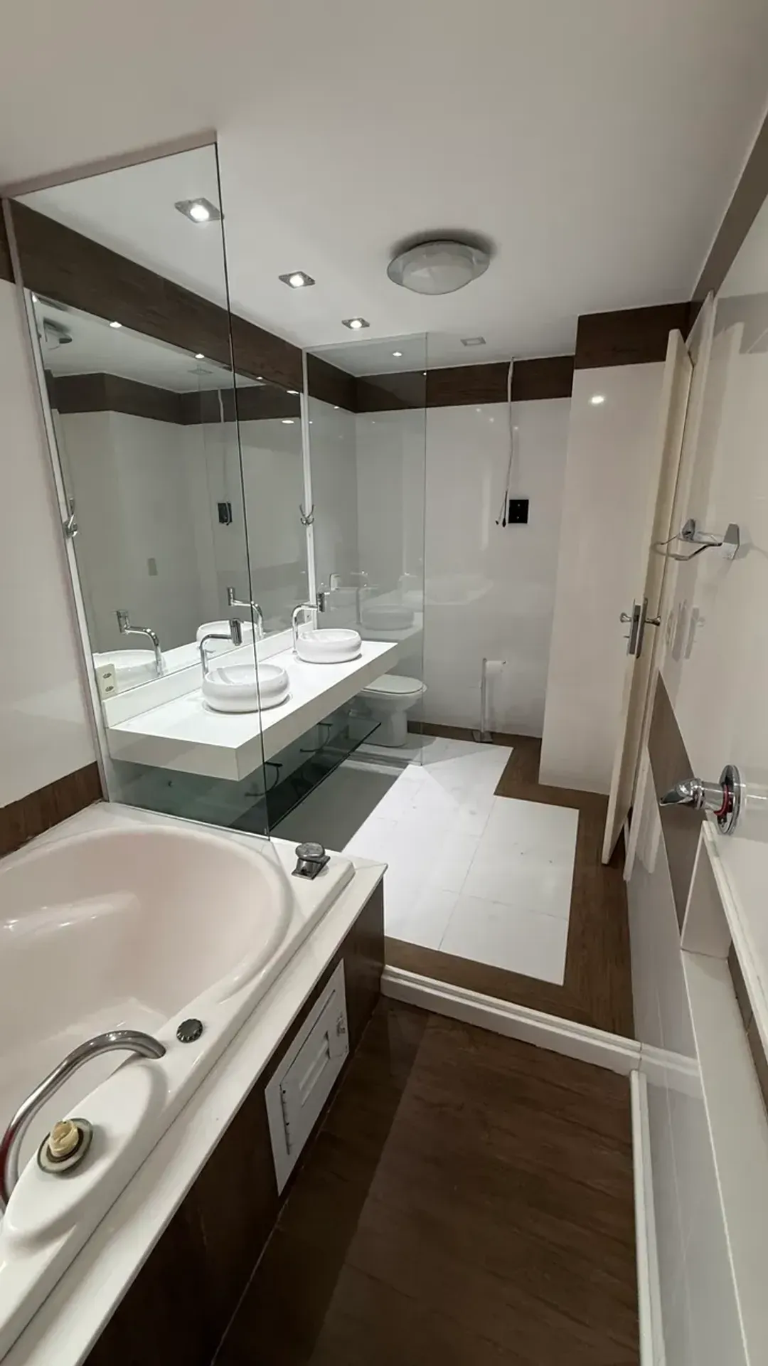 Furnished house 680 m² with 6 suites and 10 bathrooms — photo 63