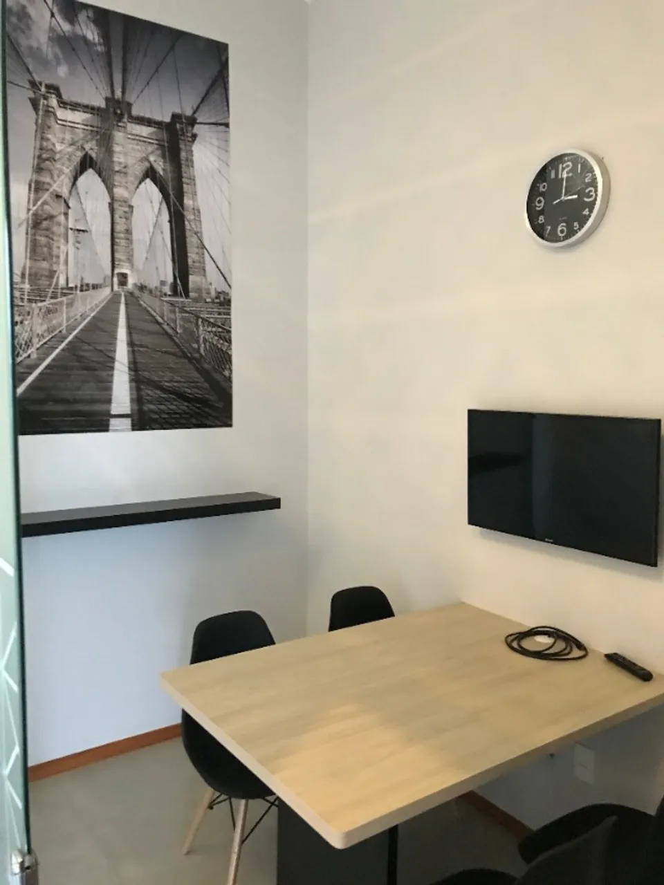 Furnished 1-bedroom apartment with 1 bathroom — photo 8