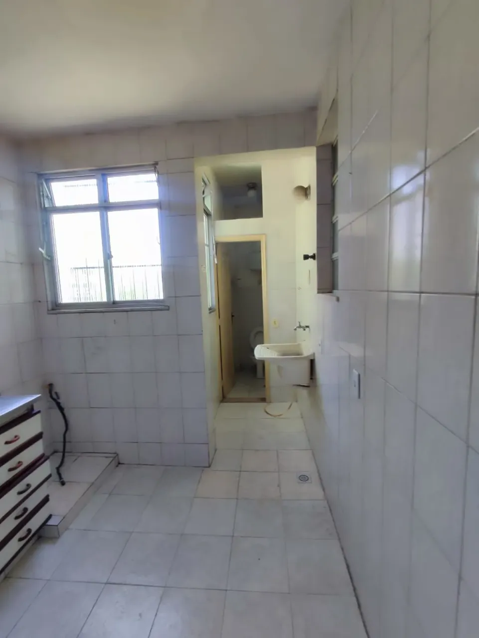 Apartment with 3 bedrooms and a closed kitchen — photo 10