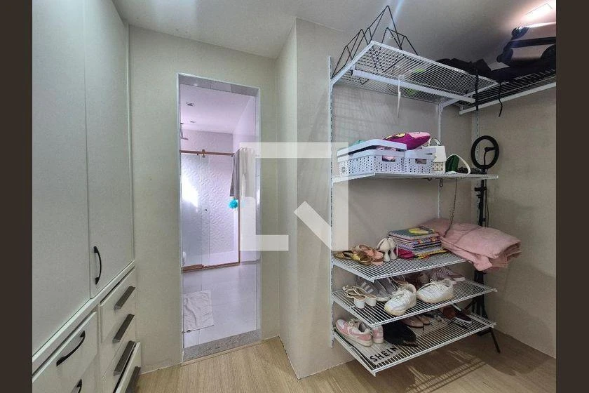 420 m² house with 4 en-suite bedrooms and private garden — photo 39