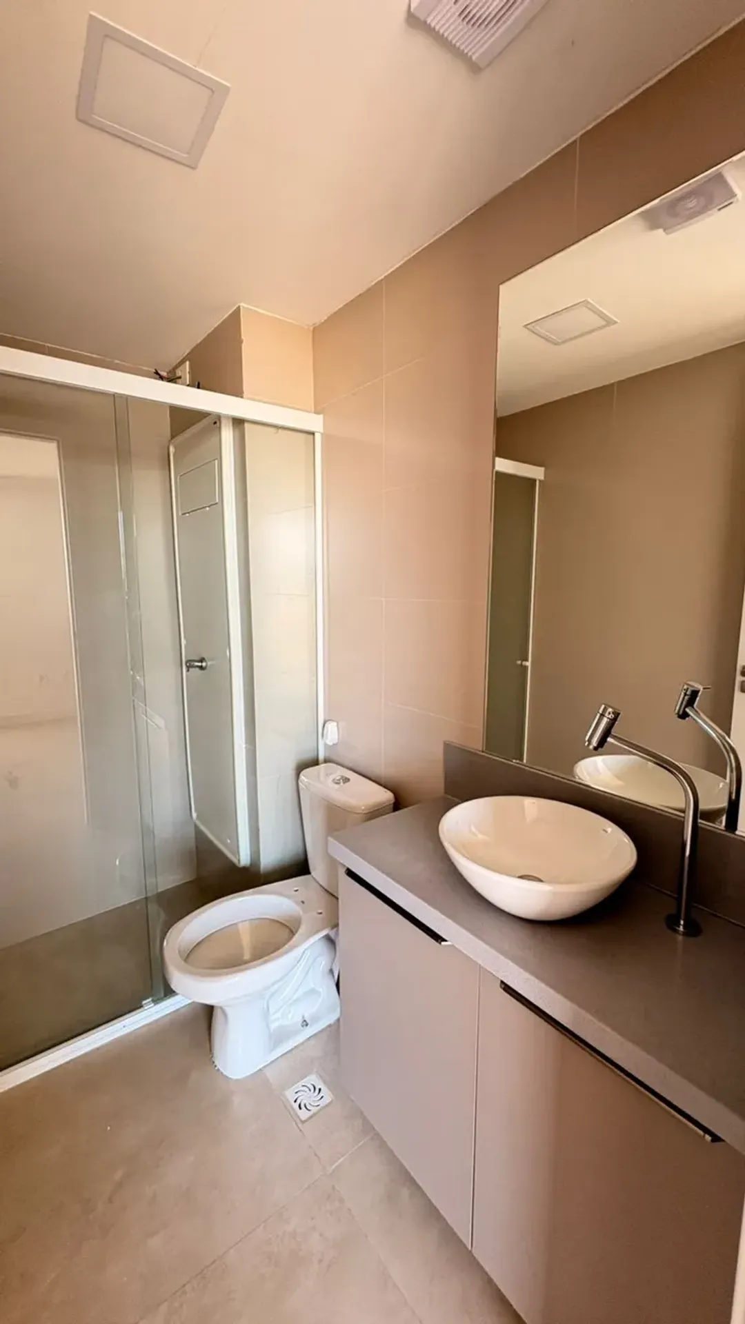 Home office in a 2-bedroom apartment, 58 m² — photo 23