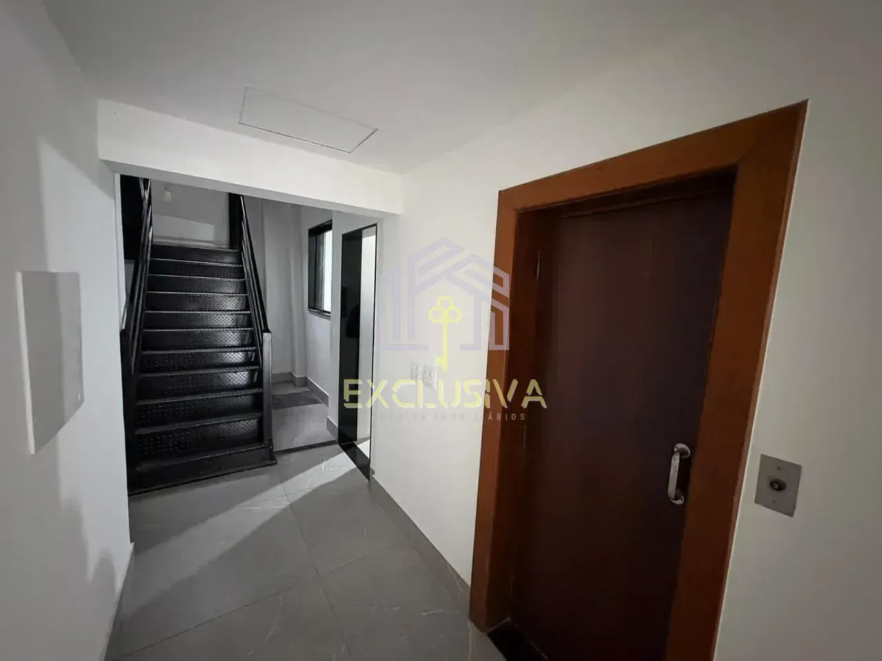 Triplex house with 5 bedrooms and 5 bathrooms — photo 9