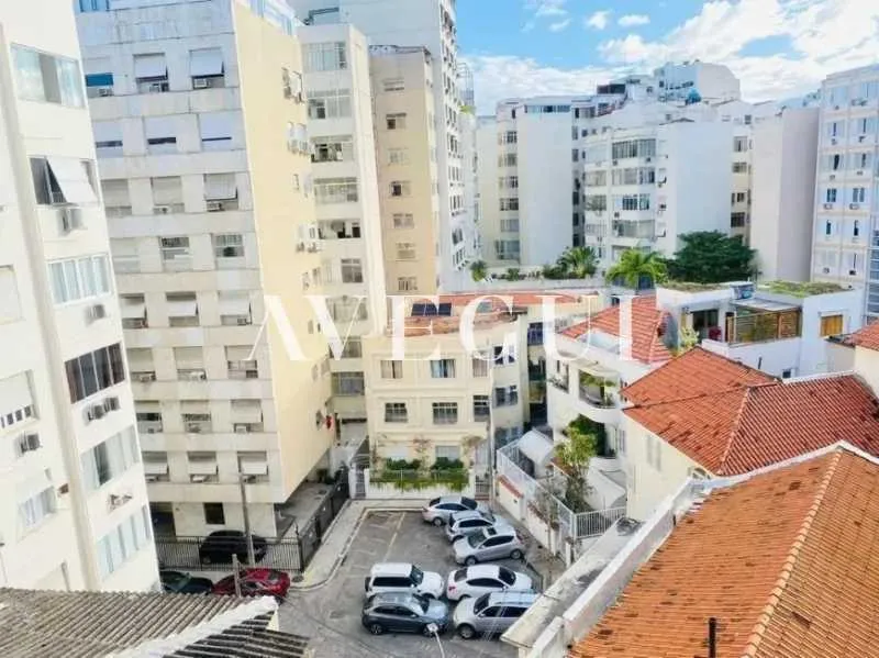 Apartamento com 4 quartos e 5 banheiros e varanda — photo 9