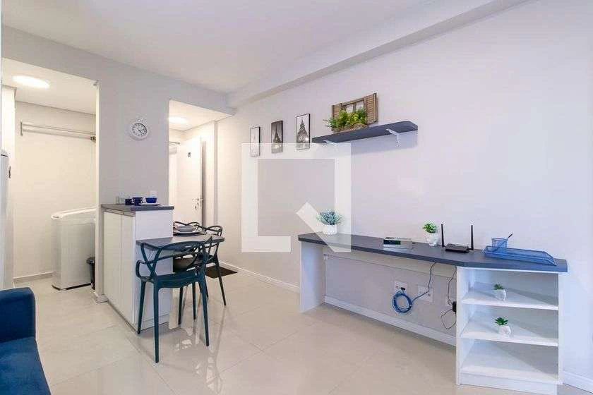 Furnished apartment with an open kitchen and 1 bedroom — photo 2