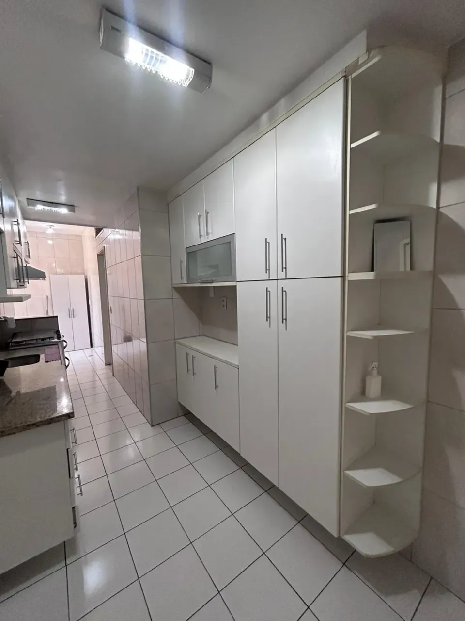 Apartment with a closed kitchen and gas stove — photo 16