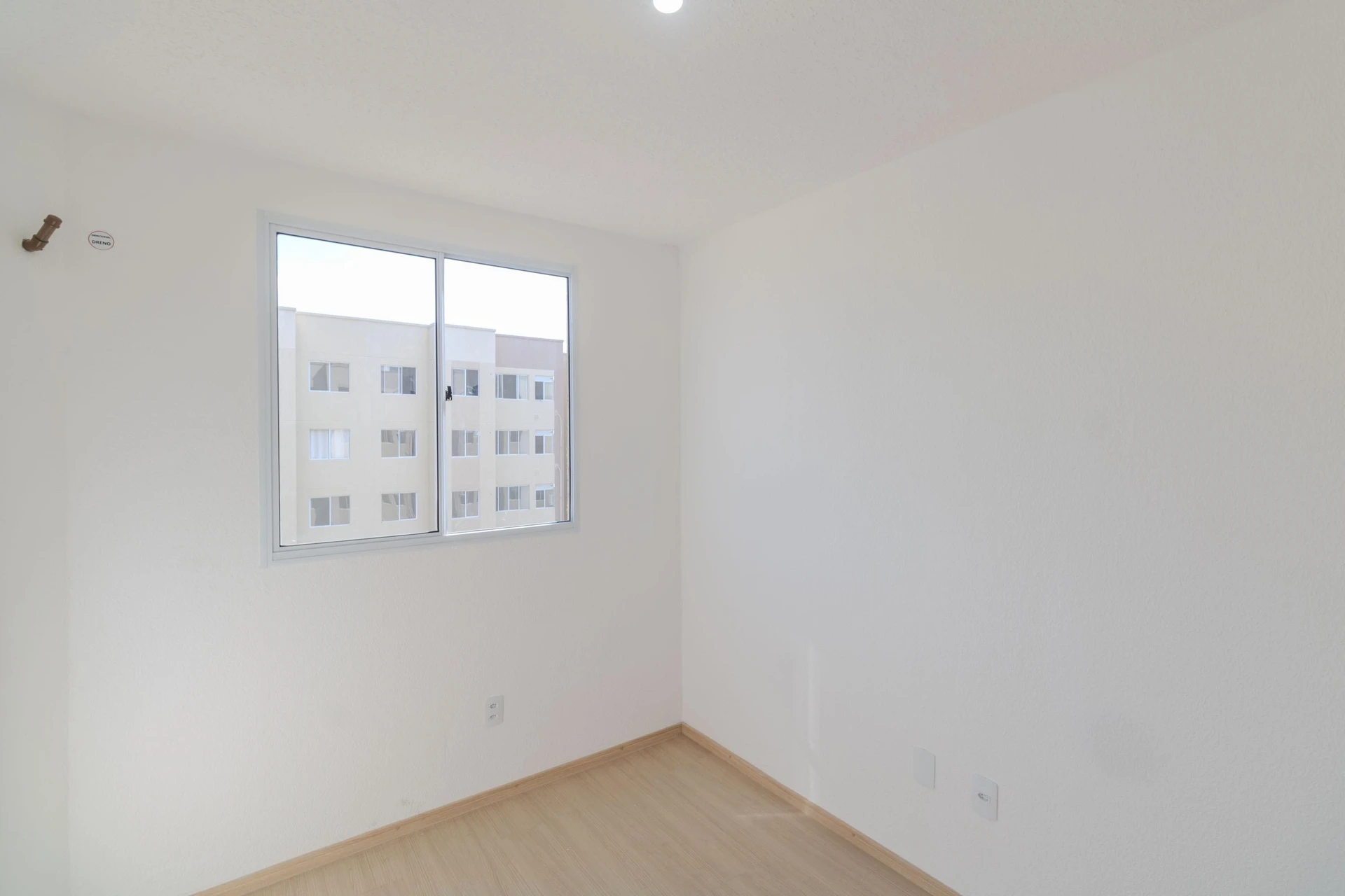 Apartamento de 2 quartos em condomínio com academia — photo 5