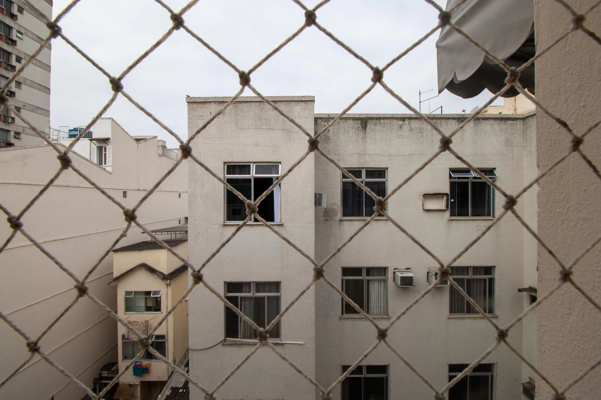 Квартира з 3 спальнями та заскленим балконом — photo 13