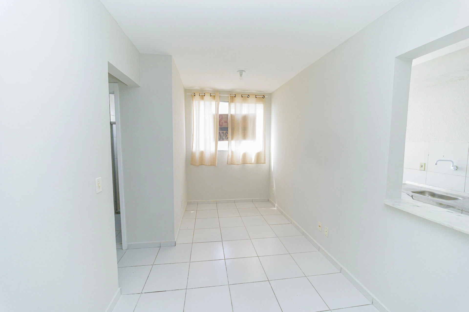 Apartamento de 2 quartos em condomínio com piscina — photo 11