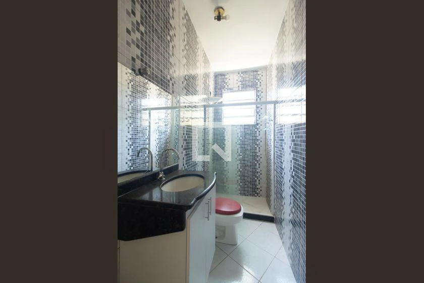House with 548 m² and 5 bedrooms, with shared pool — photo 51