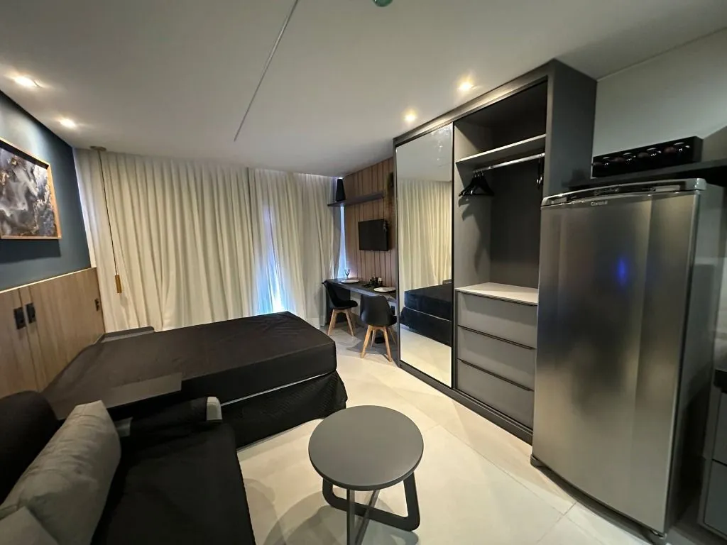 Furnished 23 m² flat with 1 en-suite and air conditioning — photo 5
