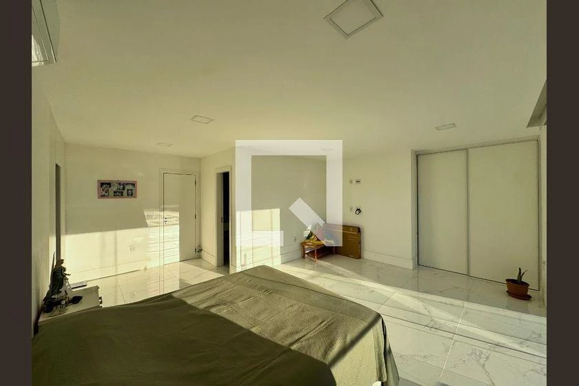Casa para alugar com 6 quartos e 297 m², cozinha integrada — photo 21