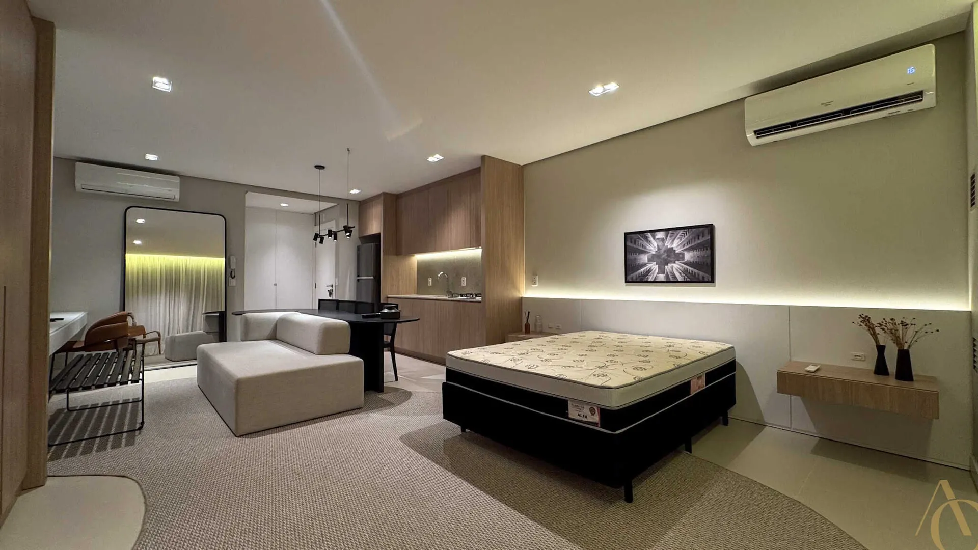 Furnished studio with integrated kitchen and 1 bathroom — photo 39