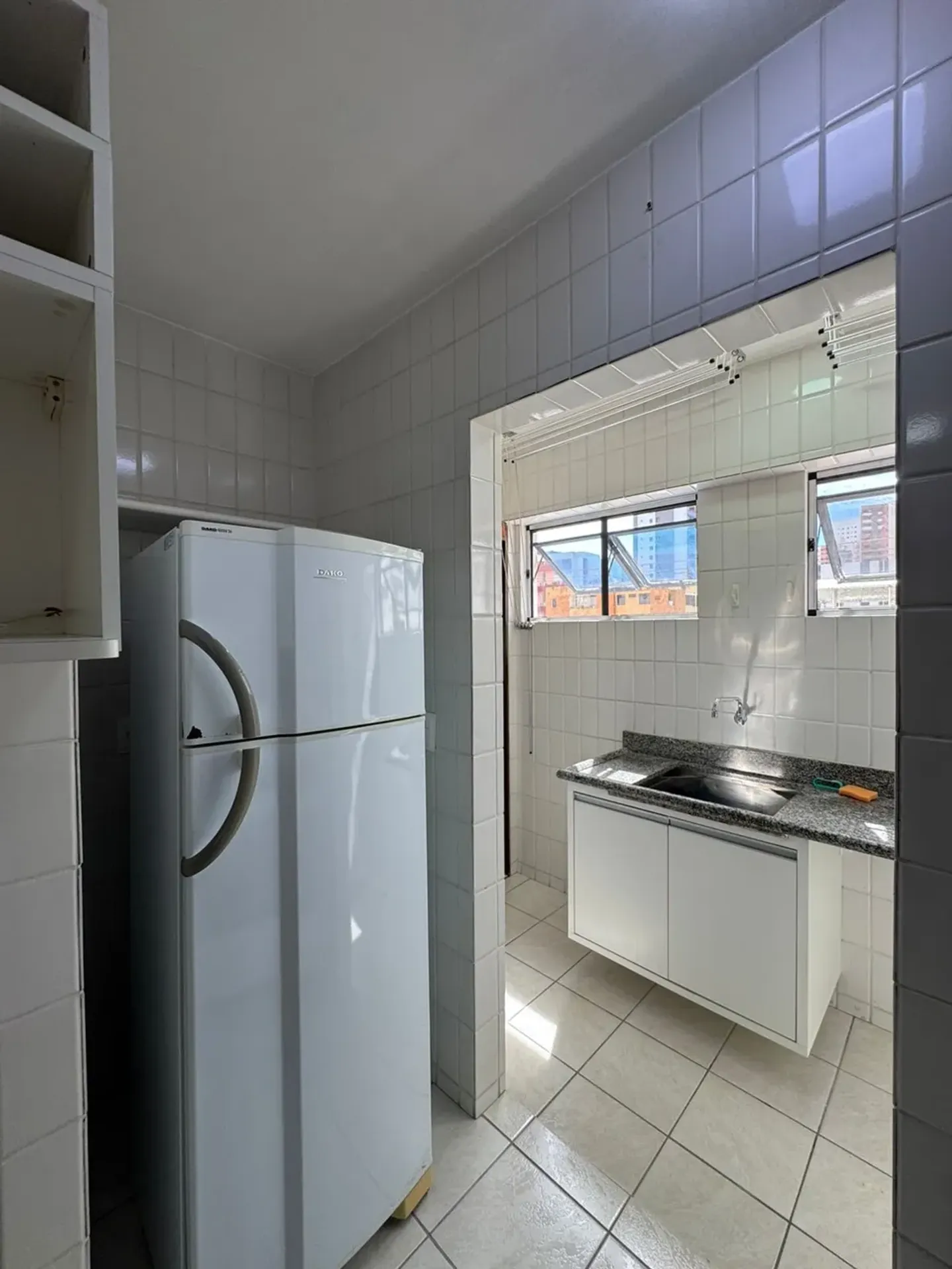 127 m² apartment with a separate kitchen and 3 bedrooms — photo 18