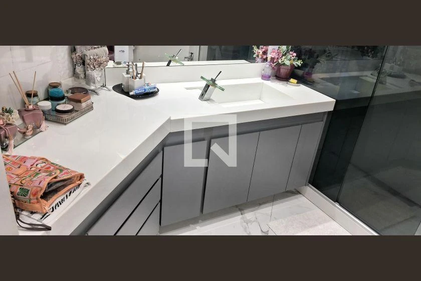Apartamento mobiliado de 312 m² com 2 quartos e 2 vagas — photo 2