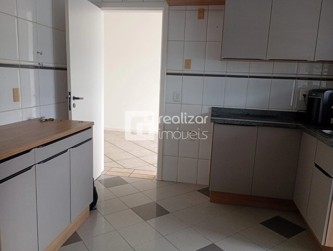 Квартира: 2 спальні, 1 з власною ванною кімнатою, 79 м² — photo 7