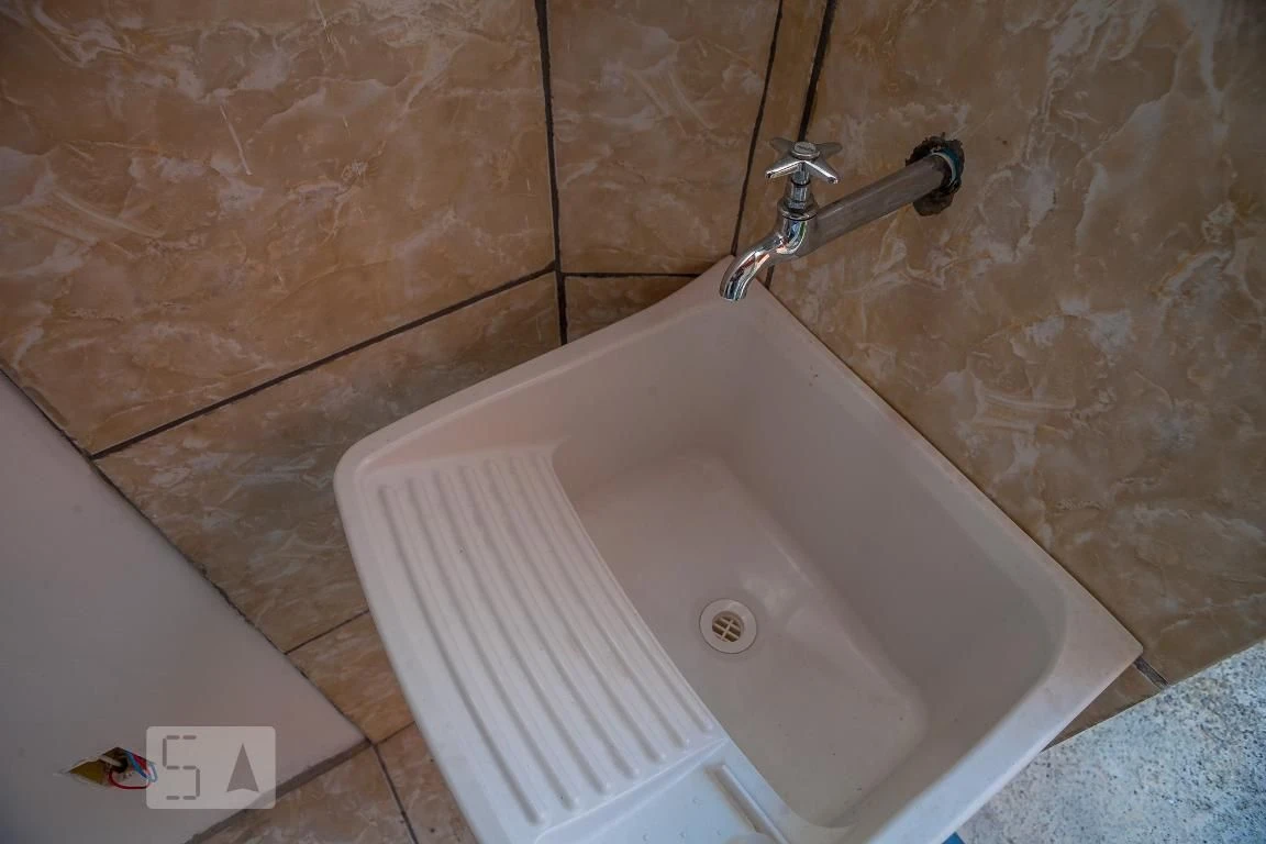 Furnished studio, 27 m², with a washing machine — photo 3