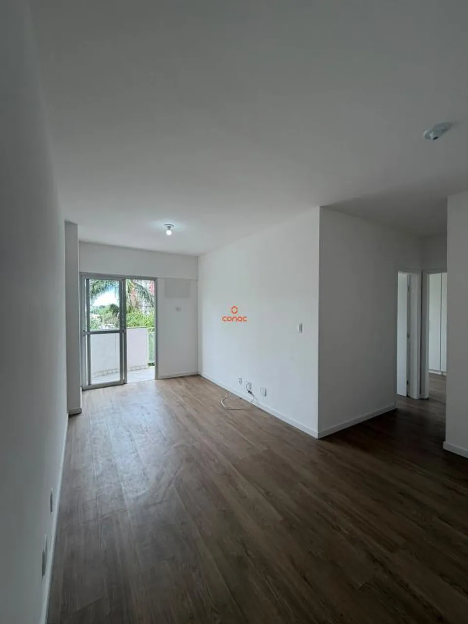 Apartamento, 67 m², com piso de madeira ou laminado — photo 2