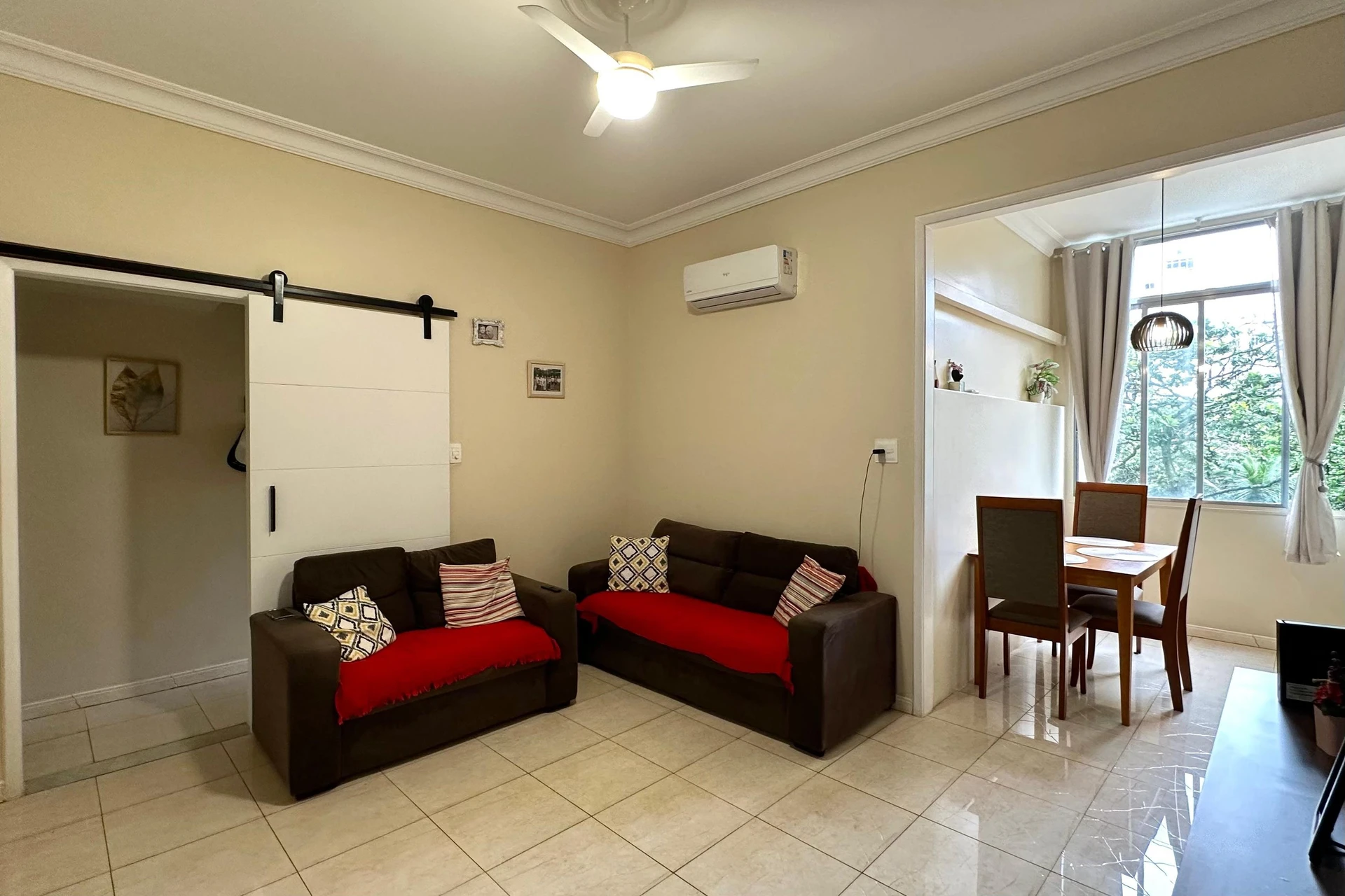 93 m² apartment with a washing machine and a water view — photo 7