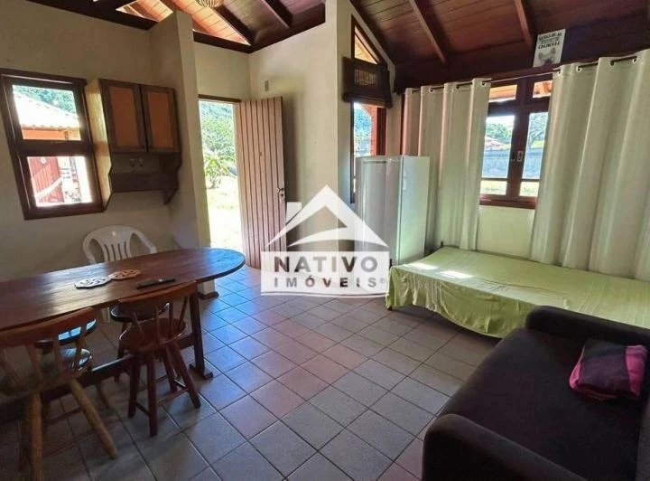 Furnished 50 m² cabin with 1 bedroom and gas stove