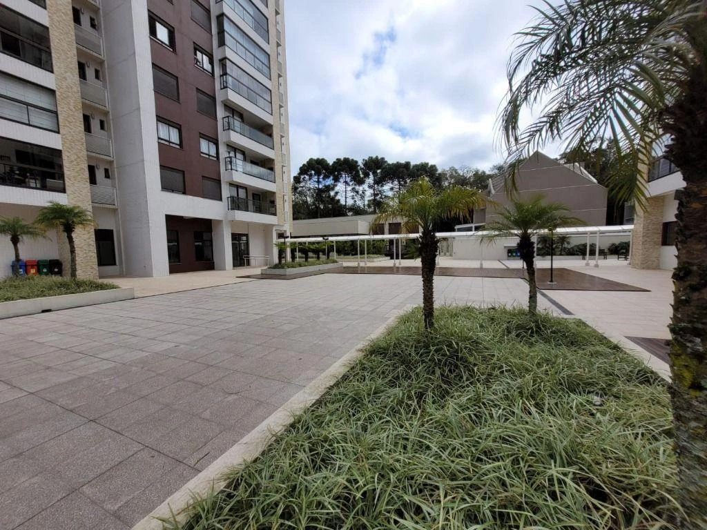 3-bedroom apartment with a park view — photo 45