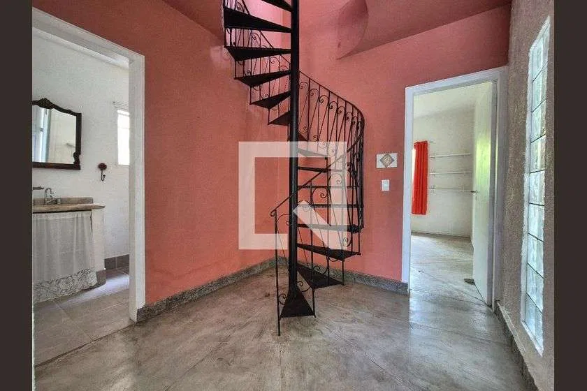 Casa de 3 quartos com 2 vagas e pets permitidos — photo 30