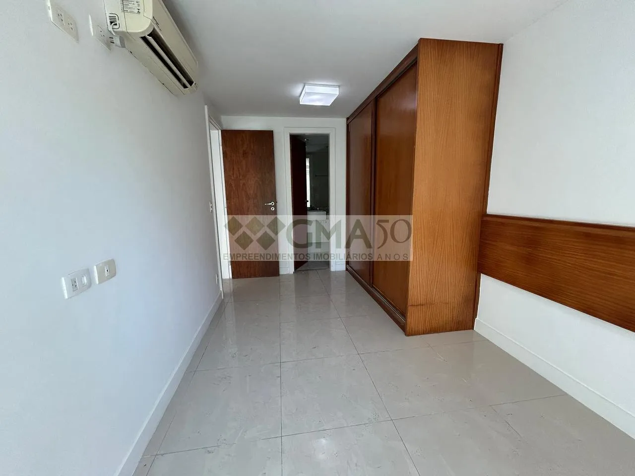Apartamento com 4 quartos e 5 banheiros com vaga — photo 23