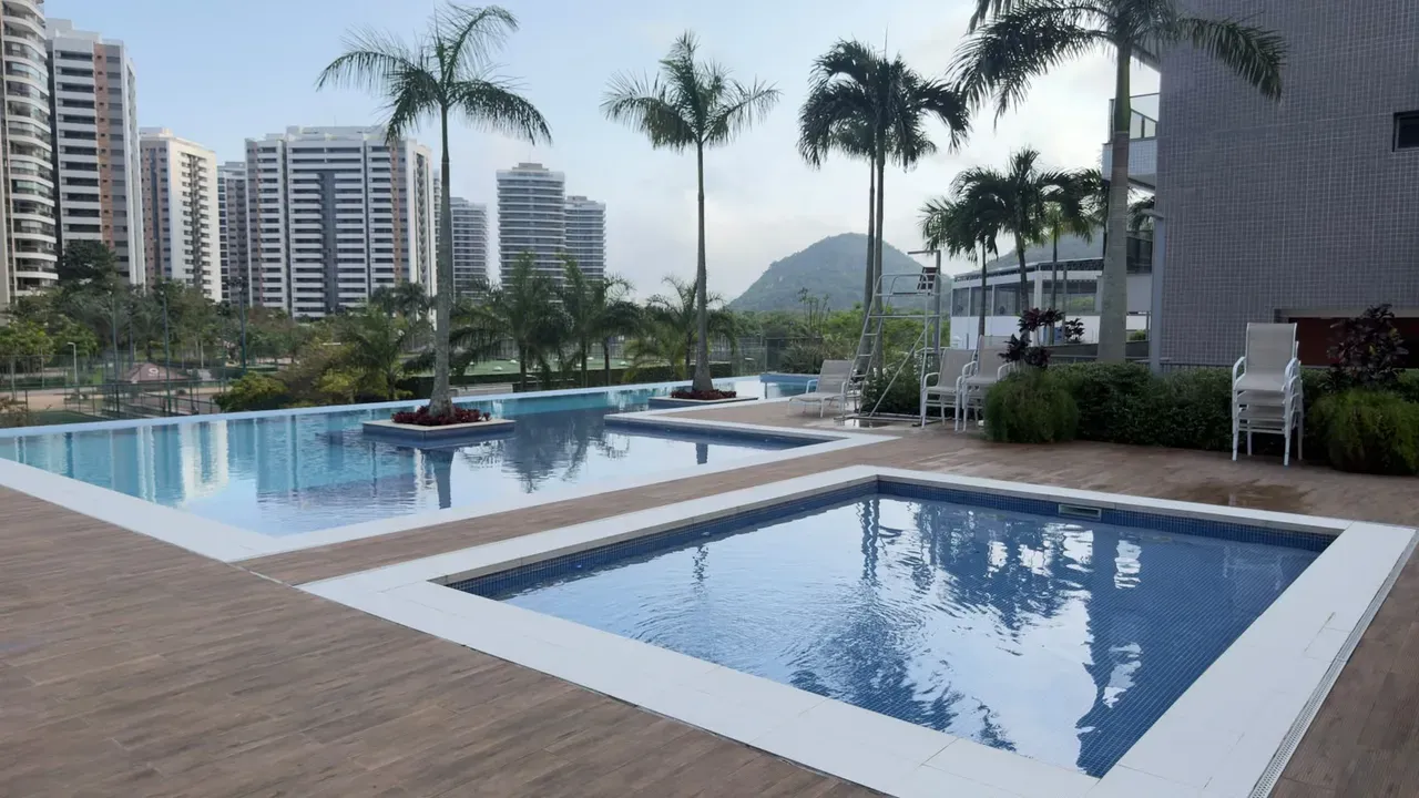 2-bedroom apartment with a mountain view in Rio de Janeiro — photo 5