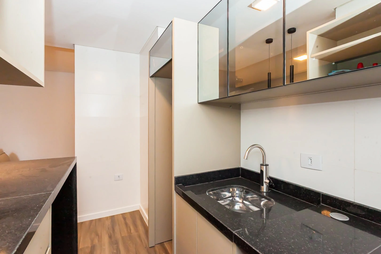 Apartamento de 1 quarto com máquina de lavar, Rebouças — photo 18