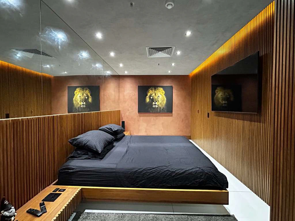 Furnished 1-bedroom apartment with 1 bathroom — photo 11