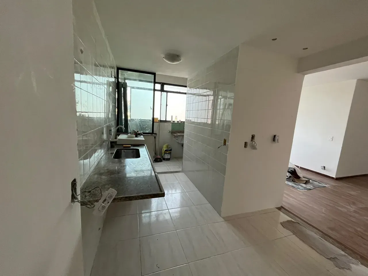 Apartment on the 10th floor with wood or laminate floors — photo 24
