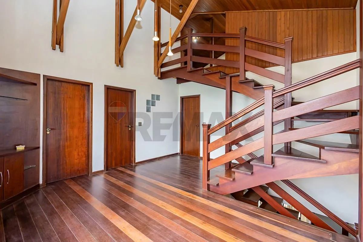 Casa de 303 m² com 4 quartos e churrasqueira privativa — photo 16