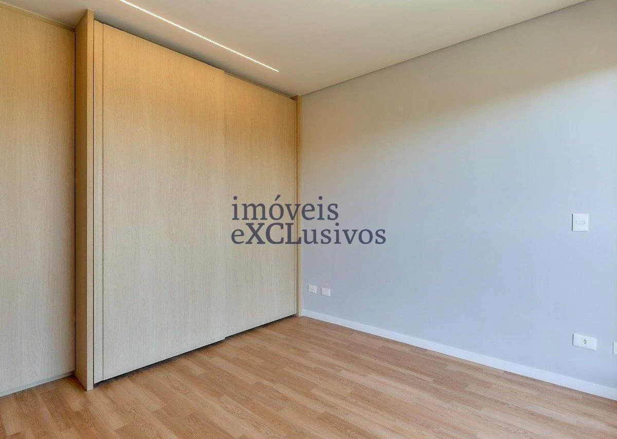Furnished 3 en-suite apartment with balcony BBQ