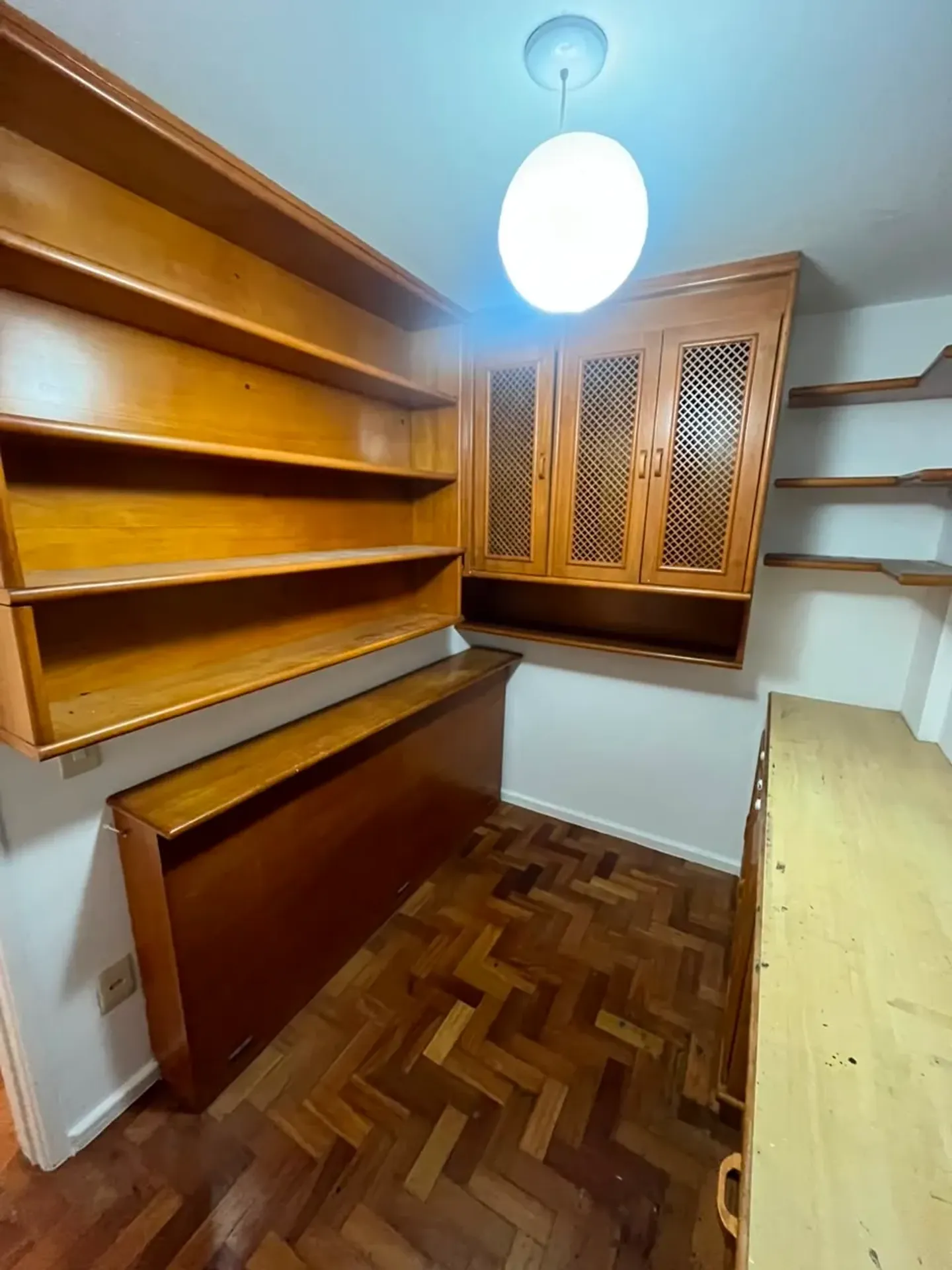 3-bedroom apartment in a building with a gym — photo 3