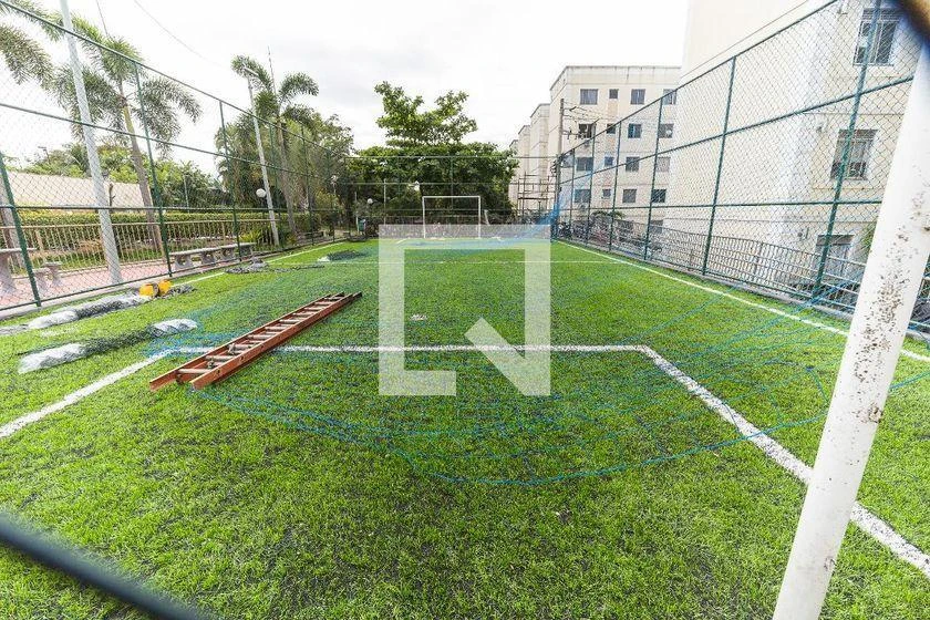 2-bedroom apartment in a building with a pool — photo 9