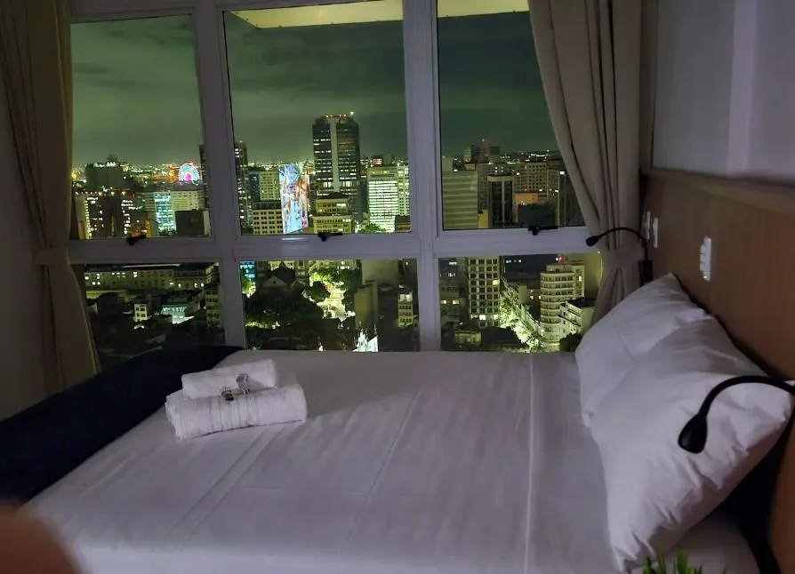 Furnished studio, 40 m², with floor-to-ceiling windows — photo 13