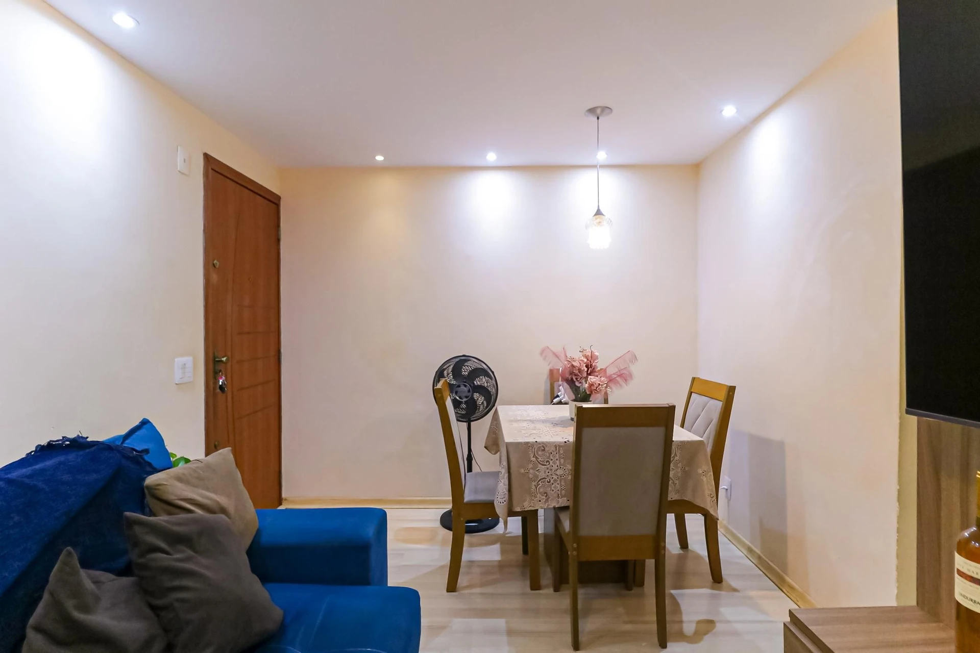 Furnished apartment, 43 m², with a mountain view — photo 29