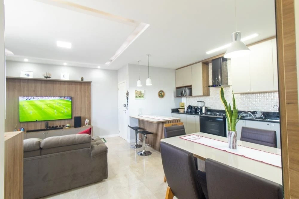 Furnished 2-bedroom apartment with an open-plan kitchen — photo 3