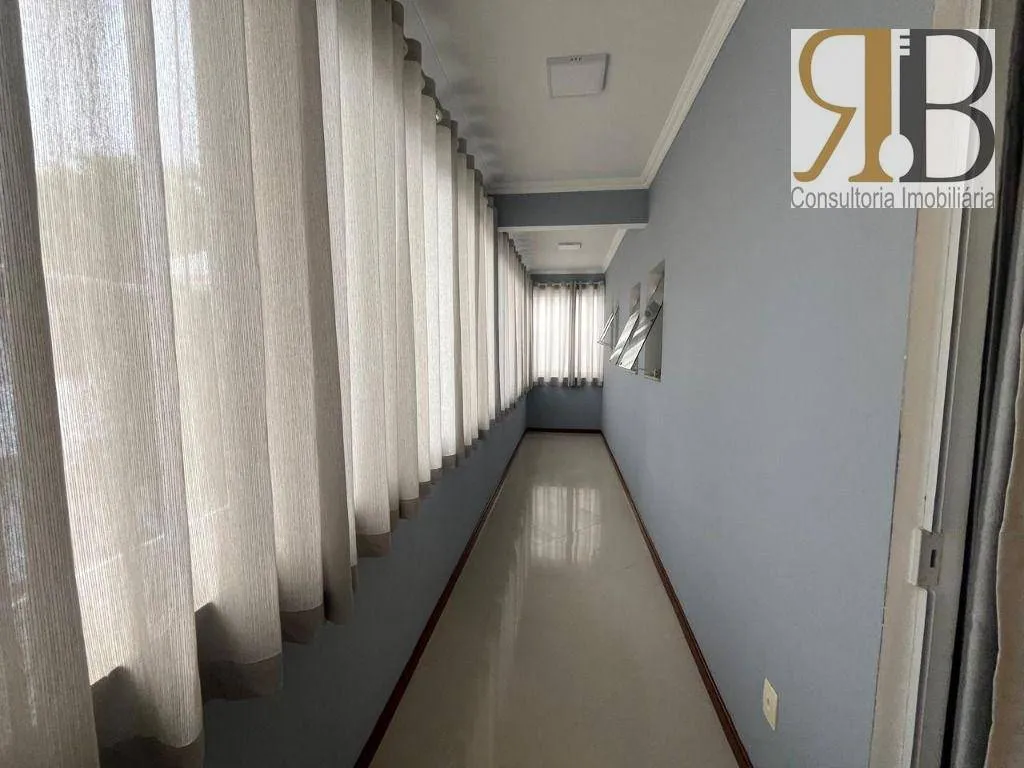 4-bedroom house with 5 bathrooms, 400 m² — photo 3