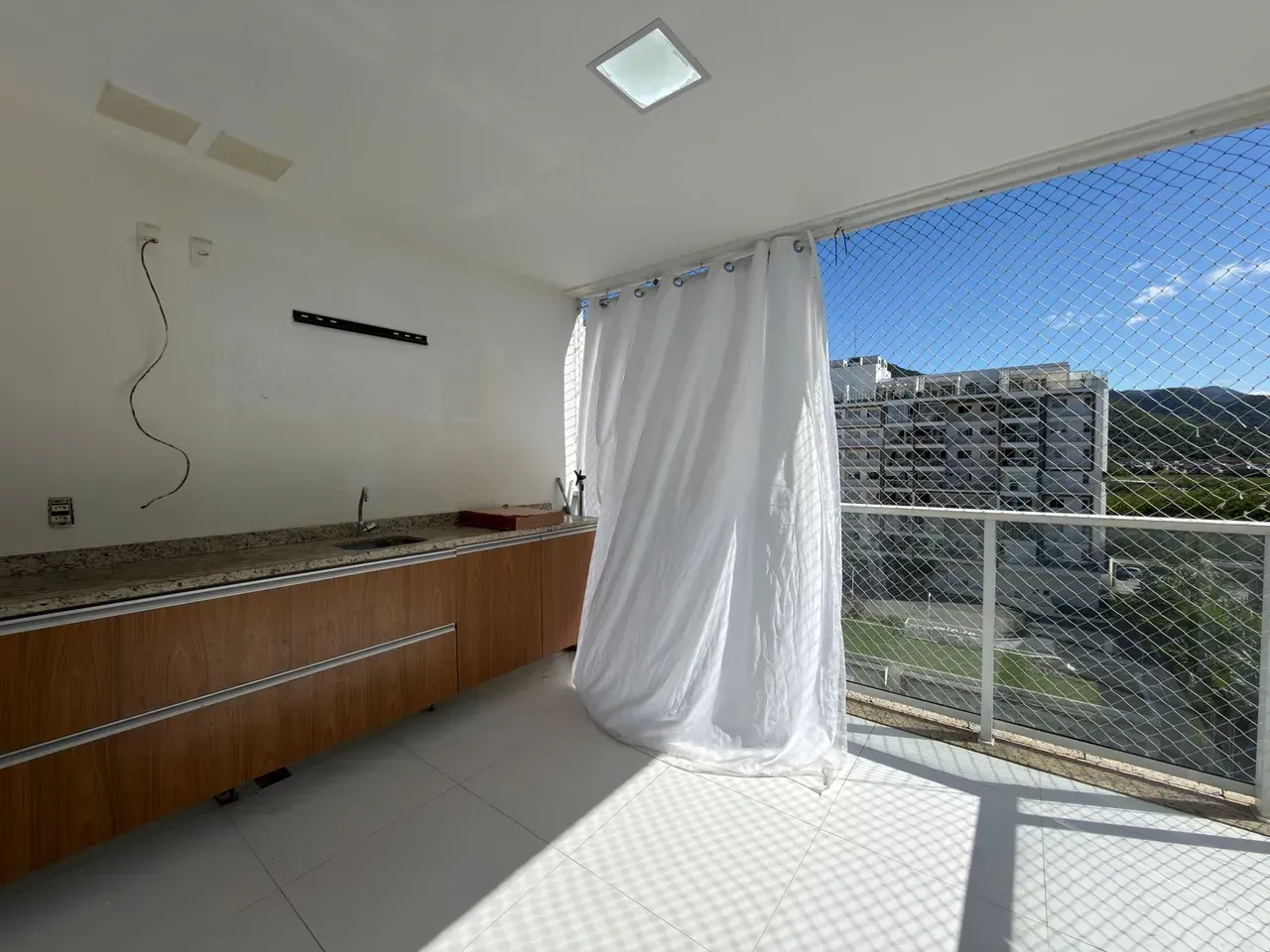 Furnished 3-bedroom apartment with 2 bathrooms and parking — photo 14