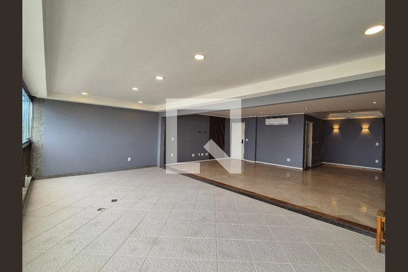 Rental apartment with 3 bedrooms and 208 m² — photo 15