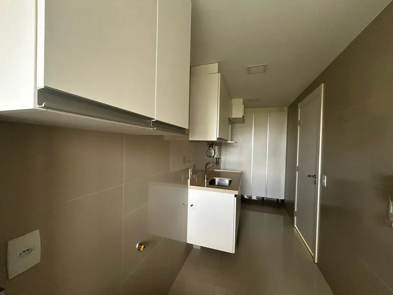 Apartamento de 2 quartos com varanda e cozinha separada — photo 7