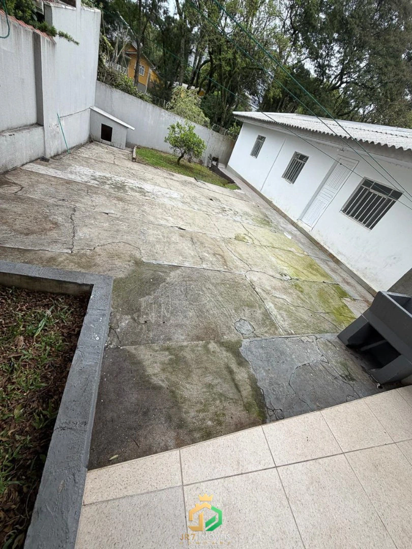 6-bedroom house with a garden in Curitiba — photo 19