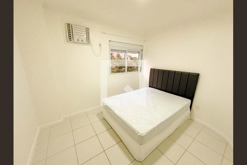 Apartamento com cozinha separada e 2 quartos e 1 vaga — photo 11
