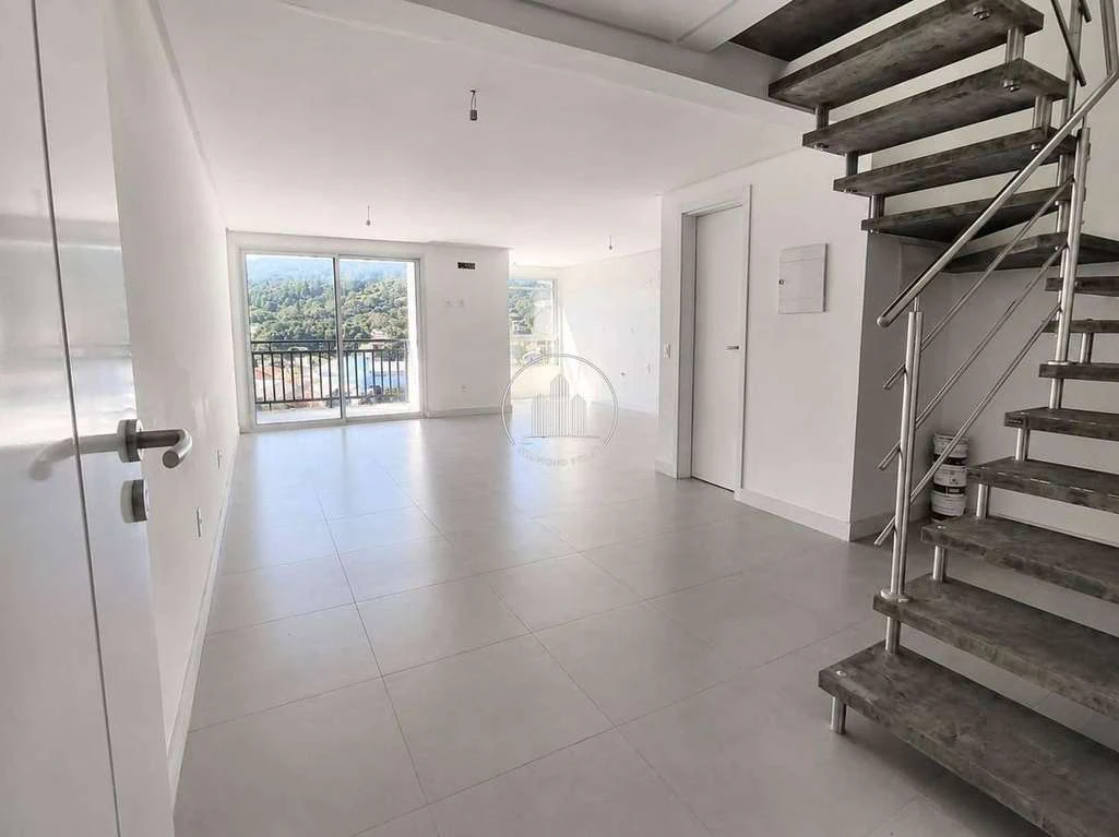 Duplex apartment with 1 en-suite, 120 m² and private BBQ — photo 4