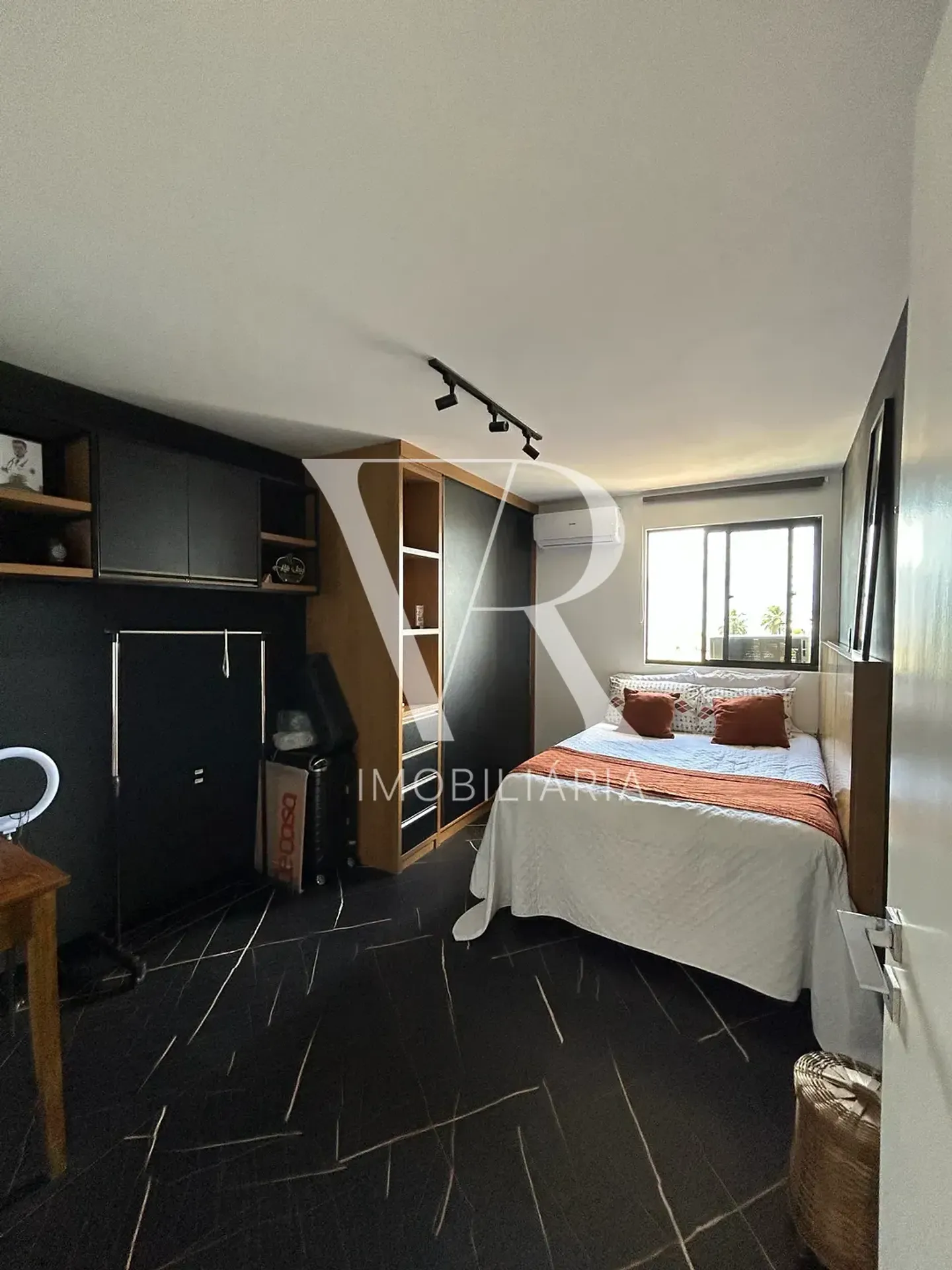 Cobertura com 4 suítes e 360 m², com vista da janela — photo 11